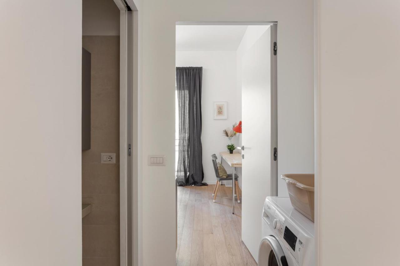 Naviglio Dream - Via Codara Milan